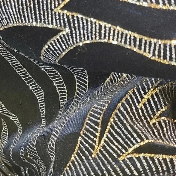 Vintage Embossed Blazer with Built-in Top - Picture 6 of 7